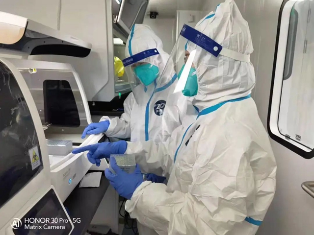 泸州:未雨绸缪,开展核酸检测车实操培训,守住四川南大门(图2) 泸州:未雨绸缪,开展核酸检测车实操培训,守住四川南大门(图2)