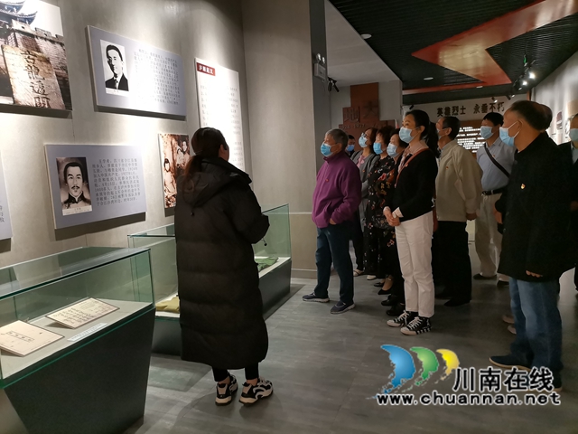 江阳区华阳街道：缅怀革命先烈，传承红色基因(图4)