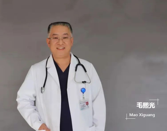 【人物】靠技术圈粉的妇科男医生