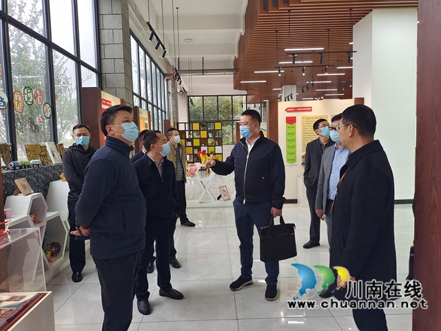 省教育厅、省公安厅到泸县调研校园安全工作