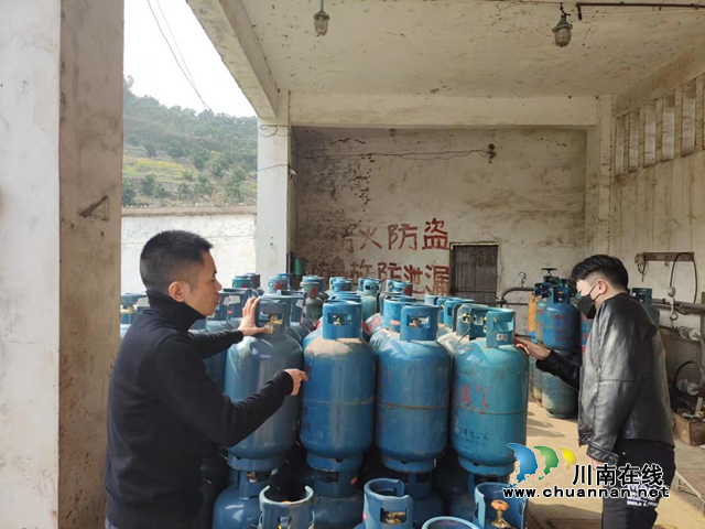 古蔺县市场监管局开展2022年一季度特种设备安全监督检查(图1)