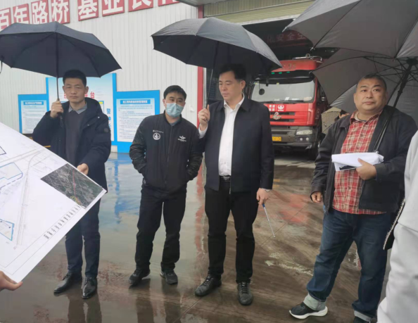 成都铁路局专题调研泸州地区铁路物流发展(图2) 2.png