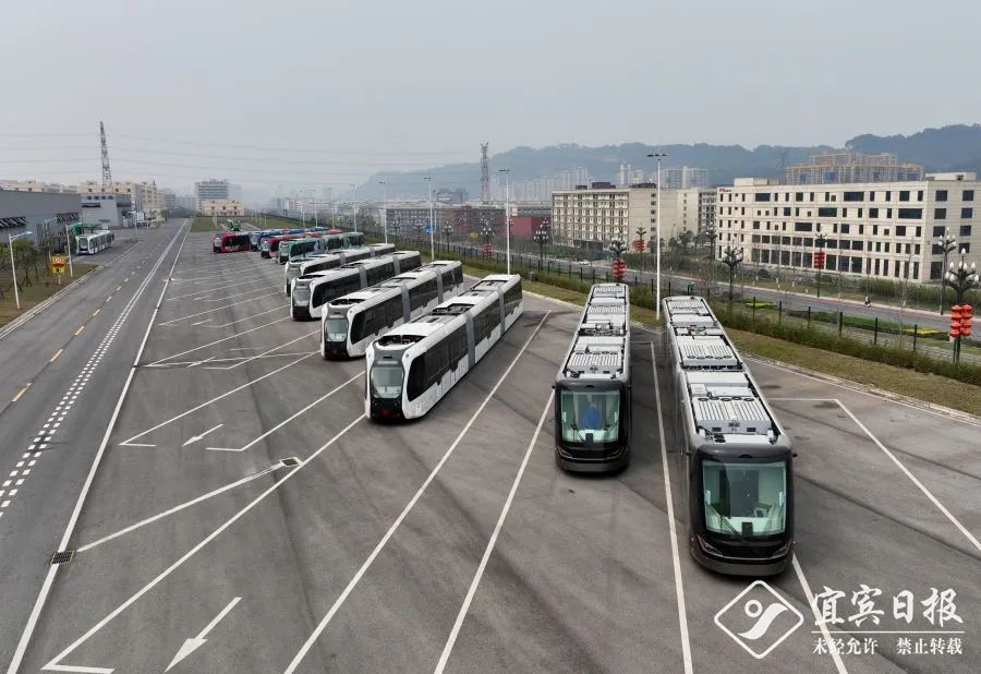 “碳”路未来!宜宾三江新区加快推动“电动三江”建设(图6) 6.jpg