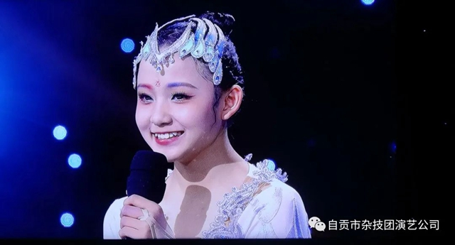 曾倒立上央视！如今这个自贡女孩又有了新目标(图8)