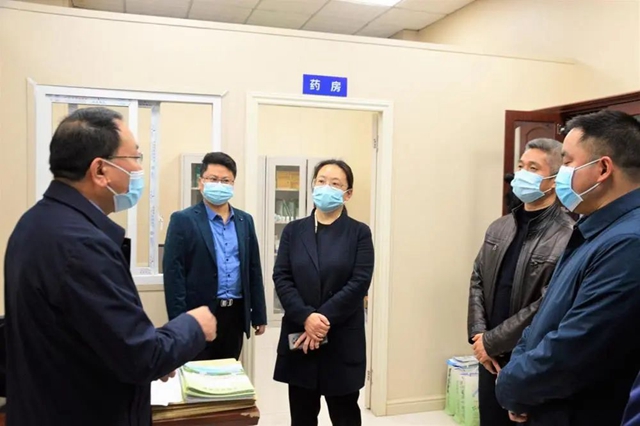 泸州市教育体育局开展疫情防控暗访检查(图1)