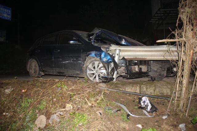 4起车祸4条命,泸州4人终生禁驾!(图6) 4起车祸4条命,泸州4人终生禁驾!(图6)