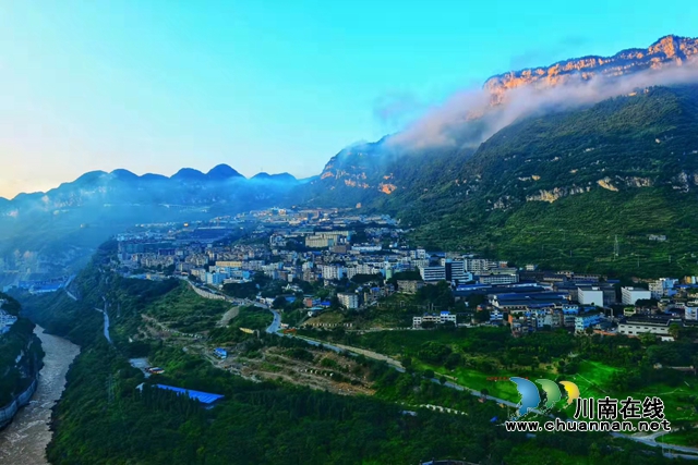 古蔺县：着力“三个坚持”，深化扩权赋能(图1)