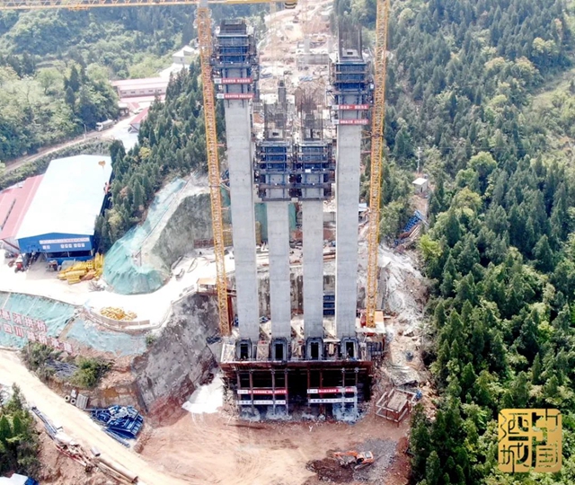 世界最大跨径悬浇拱桥丨古金高速水落河特大桥启动拱圈浇筑(图2)