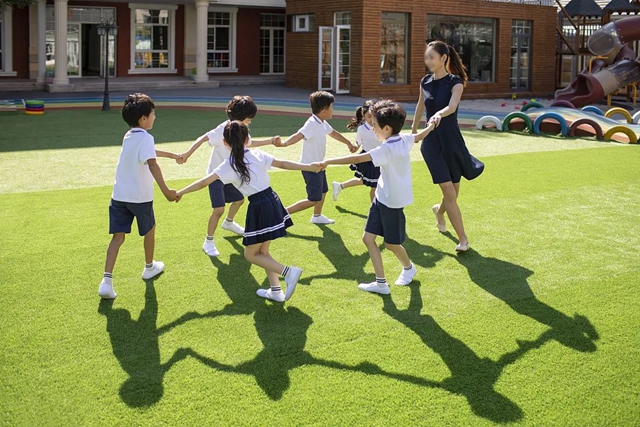 泸州绿地城：出门即校门，家和学校“邻”距离是什么样的体验？(图2)