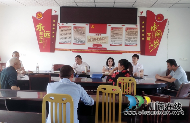 泸州民建：发挥会员优势作用，积极助力基层治理(图1)