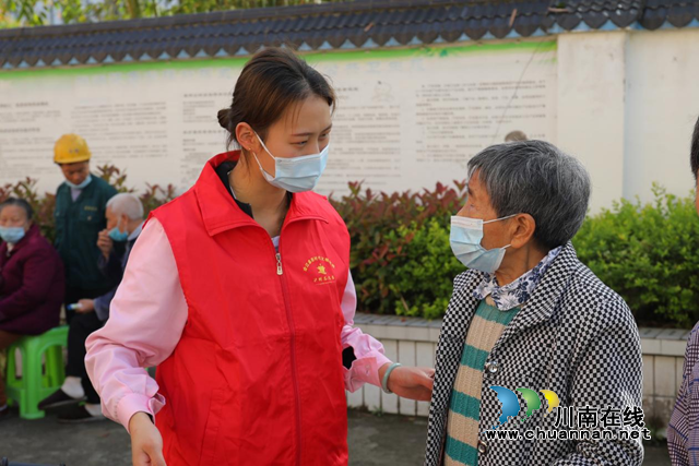 对标找差 提能增效｜合江县中医医院：专家下乡“把脉问诊”，健康服务惠万家！(图10)
