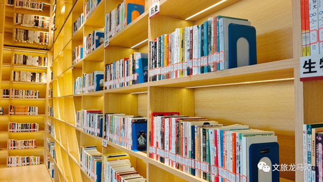 “这有光”24小时城市书房，让阅读温暖市民“心房”(图4)