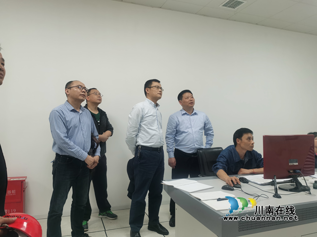 泸州市市场监管局副局长徐林到纳溪检查特种设备安全工作(图1)