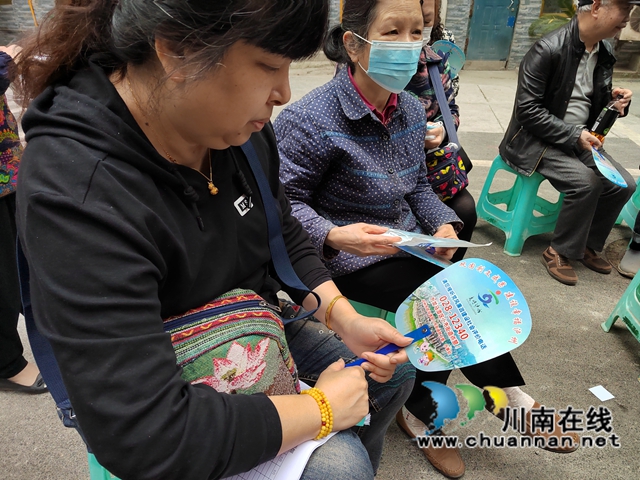 龙马潭区小市街道下大街社区：“廉情坝坝会”唱响基层党风廉政建设“好声音”(图3)