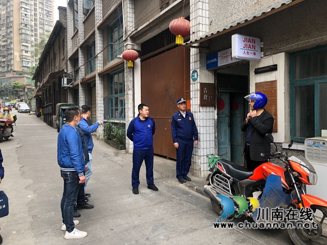 龙马潭区小市街道联合龙马潭区消防与救援大队开展消防安全专项检查(图2)