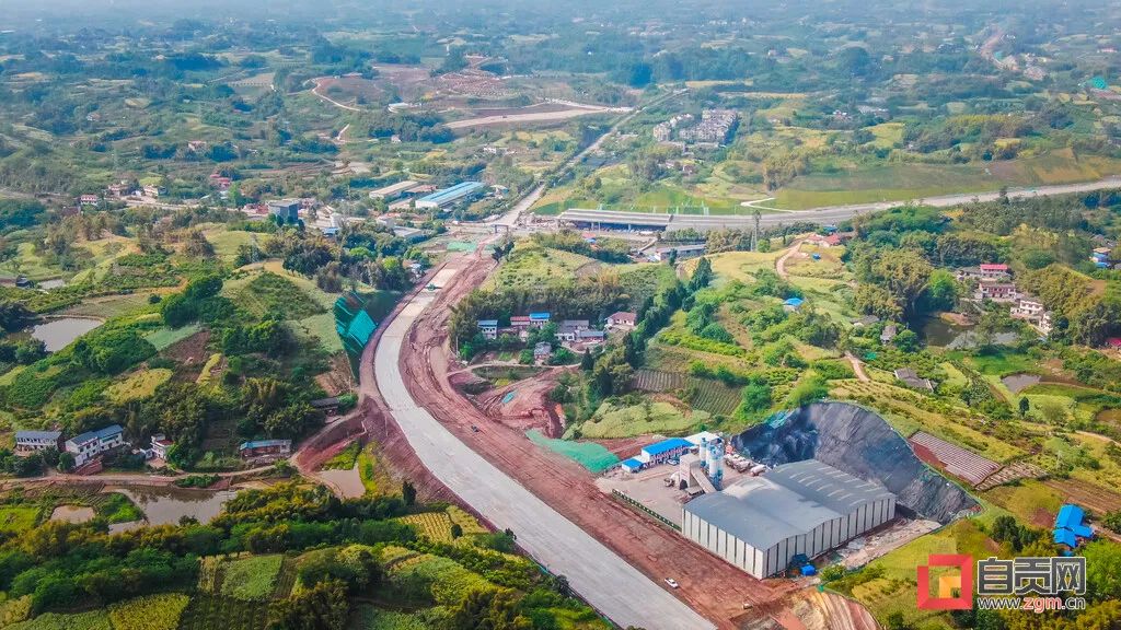 关注!自隆高速即将全线贯通(图4) 4.jpg