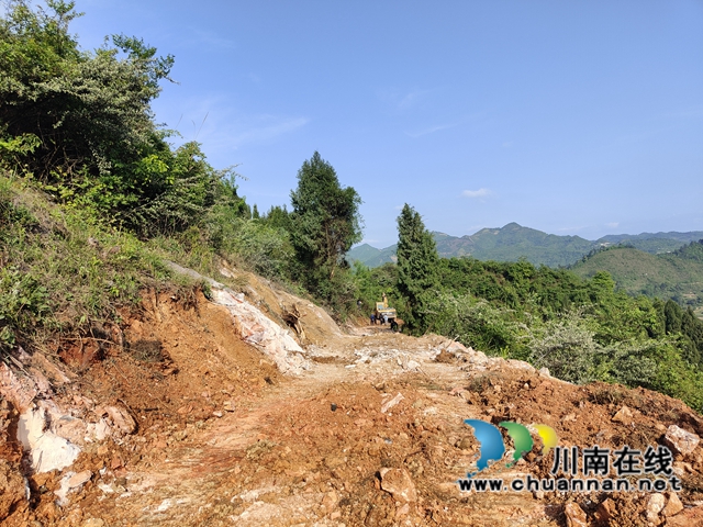 古蔺县石宝镇乡贤李昭勇：出资修路  义不容辞(图5)