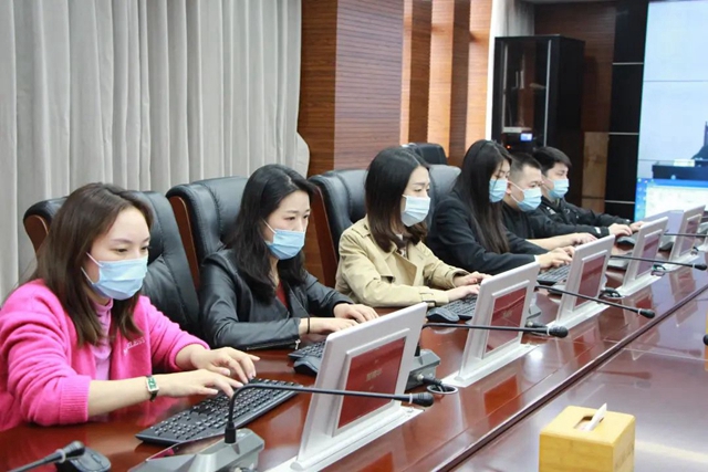 江阳区法院书记员技能大比武 领略指尖“真功夫”(图3)