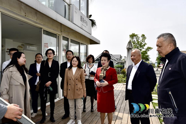 民革泸州市委赴成都双流区调研农村产业融合发展(图1) 民革泸州市委赴成都双流区调研农村产业融合发展(图1)