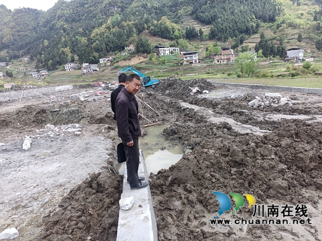 古蔺县观文镇“老支书”红旗工作室：践行为民初心，助力乡村振兴(图4)