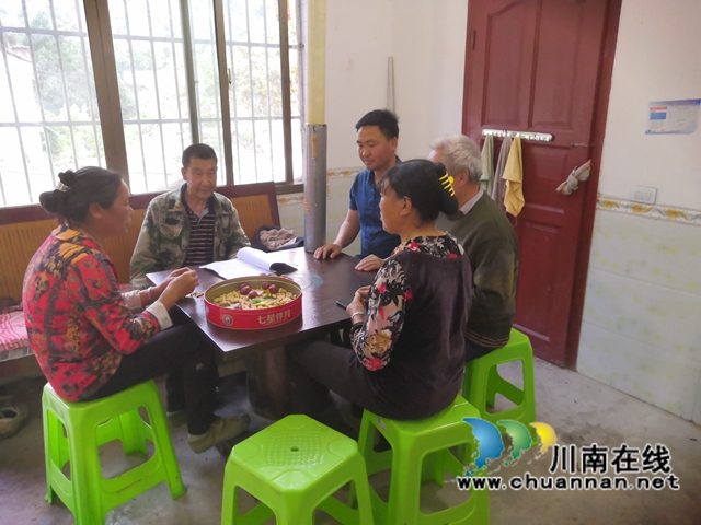 古蔺县观文镇“老支书”红旗工作室：践行为民初心，助力乡村振兴(图2)