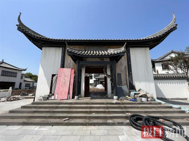 泸县一建筑老板修建别墅违占上万平方米，官方：已立案查处(图5)