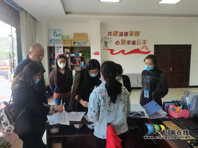 泸县人社中心到云龙镇开展督查工作(图1)