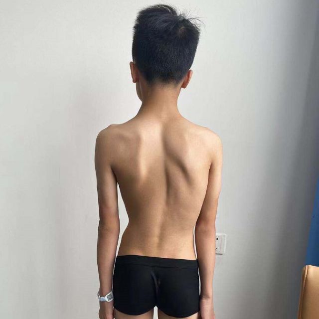 【未来之星】这个像冰墩墩的骨科胖叔叔，好有爱……(图6)