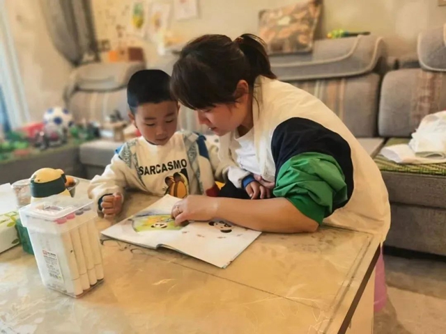 世界读书日|泸州多彩活动齐上阵,书香气息漫校园(图5) 世界读书日|泸州多彩活动齐上阵,书香气息漫校园(图5)