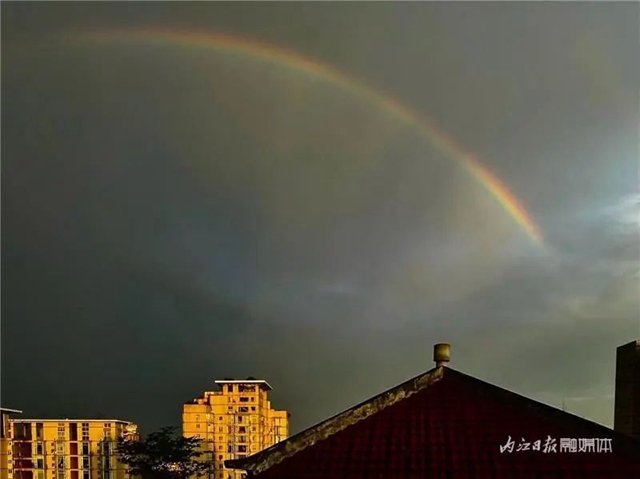 快看天上！内江人的朋友圈被它刷屏了(图3)