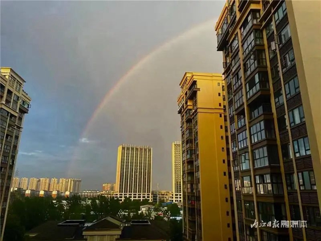 快看天上！内江人的朋友圈被它刷屏了(图10)