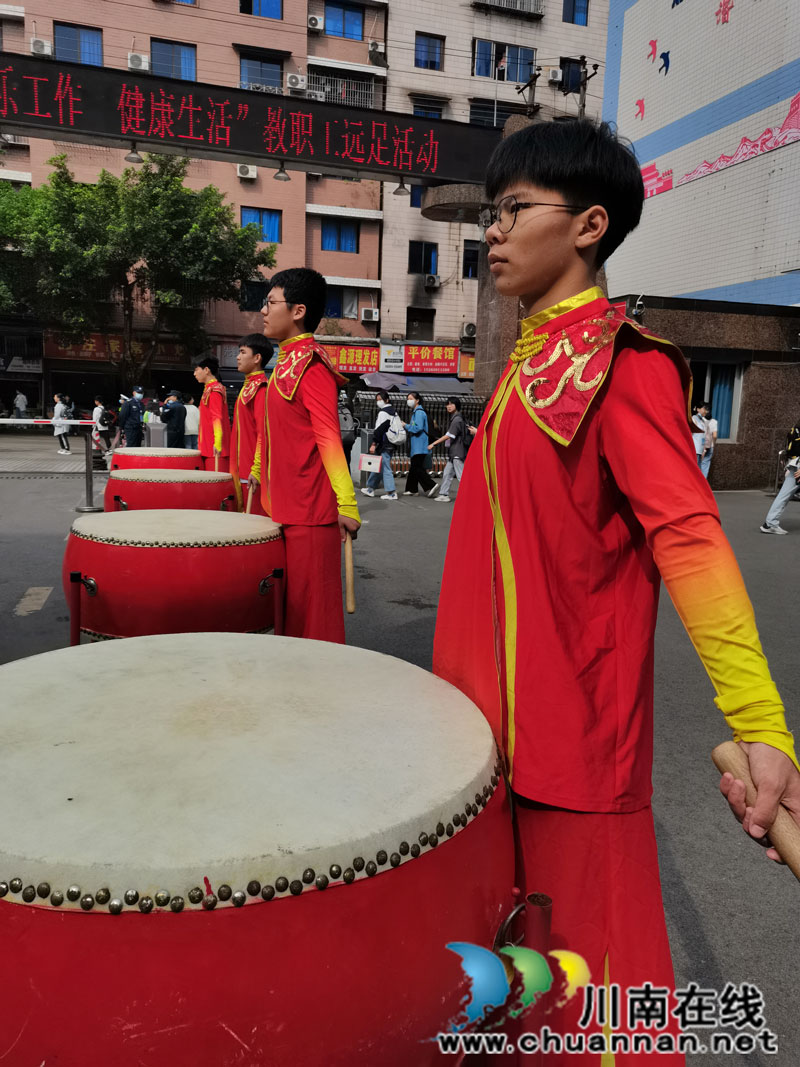 合江中学远足活动.jpg