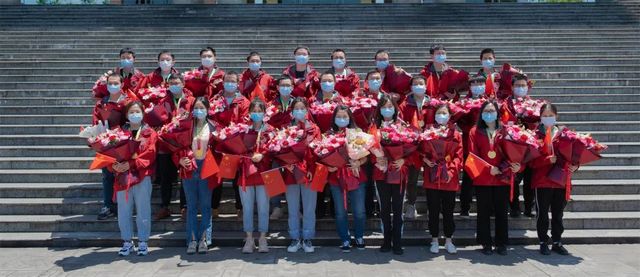 特别现场 | 欢迎回家!援吉林核酸检测支援队平安返泸(图3) nEO_IMG_3.jpg