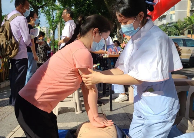 龙马潭区中医医院开展“5.12”国际护士节暨表扬系列活动(图7) 7.jpg