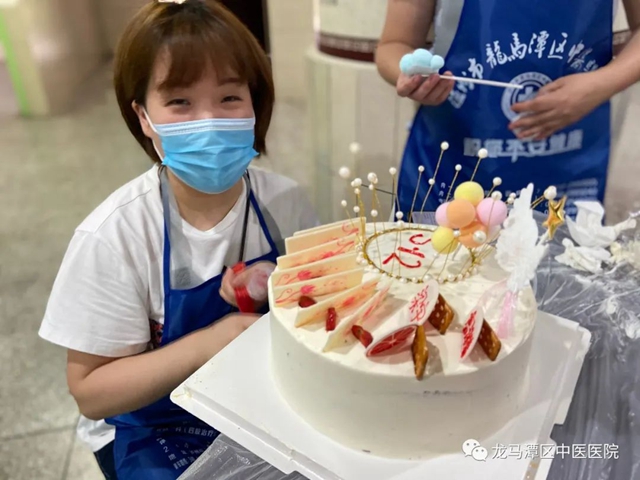 龙马潭区中医医院开展“5.12”国际护士节暨表扬系列活动(图9) 9.jpg