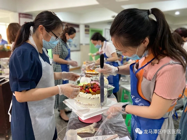 龙马潭区中医医院开展“5.12”国际护士节暨表扬系列活动(图10) 10.jpg