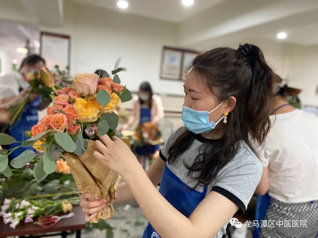 龙马潭区中医医院开展“5.12”国际护士节暨表扬系列活动(图12) 12.jpg