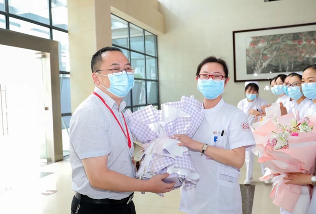 【5·12护士节】点赞撒花,为优秀的她(他)们鼓掌!(图16) 16.jpg