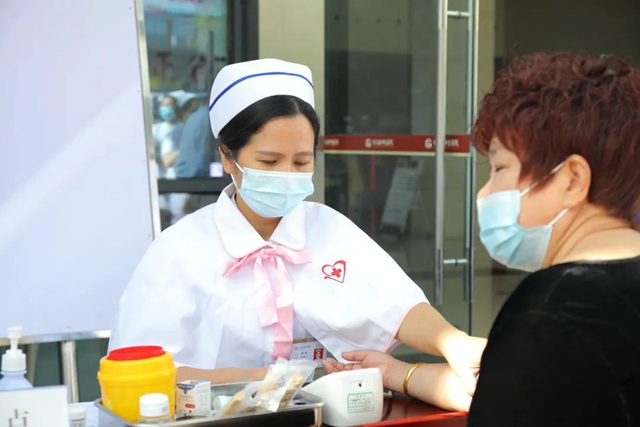 【5·12护士节】点赞撒花,为优秀的她(他)们鼓掌!(图24) 24.jpg