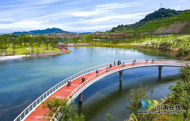 泸州高新区：以“三个聚焦”为抓手，打造渔子溪新型特色消费场景