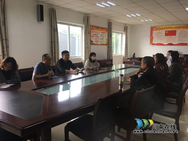 纳溪区市场监管局开展5月“法律进企业”暨民法典宣传活动(图1) 兵1.png