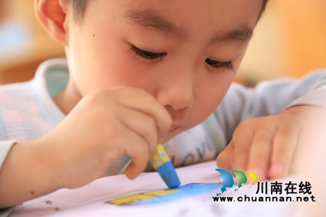 孩子们在活动中感受着快乐，憧憬着幸福，收获着成长。.JPG