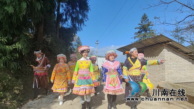 古蔺县石宝镇合马村:凝心聚力齐奋进,民族团结谱新篇(图1) 微信图片_20220606103437.jpg