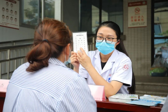 【对标找差 提能增效】合江县中医医院:免费义诊,发放药品,“温”暖民心!(图8) 8.jpg