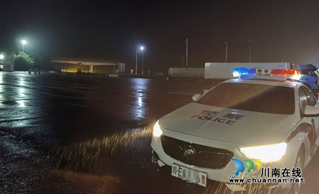 龙马潭区法院：雨夜执行不畏艰