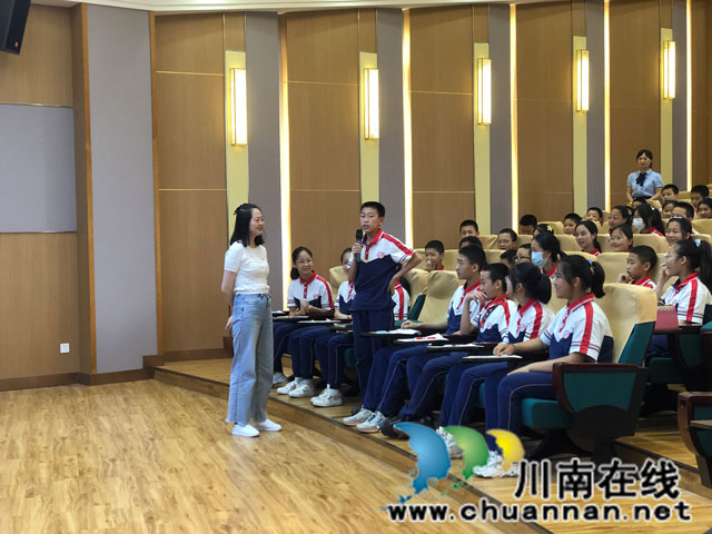 中医药文化进校园 泸州民盟来助攻(图1) 3.jpg