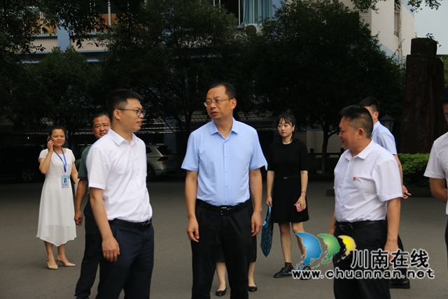 参观合江中学 (3).JPG