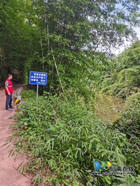 叙永县向林镇开展防溺水知识宣传与巡防，确保辖区青少年儿童度过一个平安快乐的暑假 (8).jpg