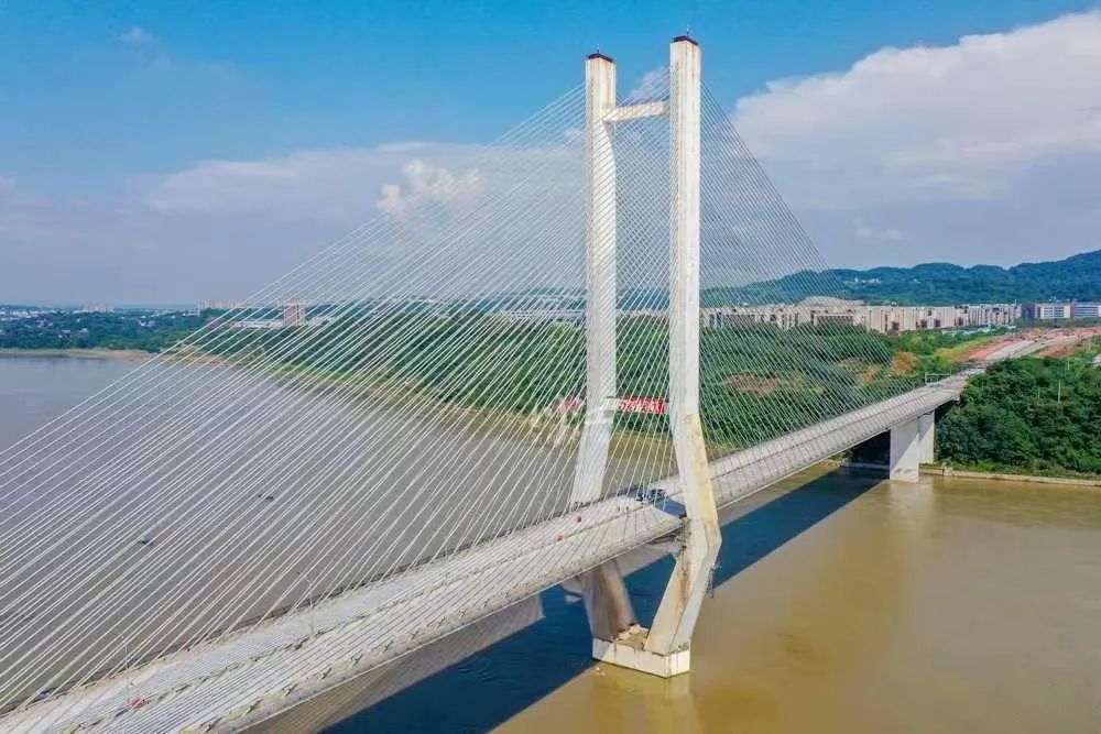 泸州视觉 | “壁纸”泰安长江大桥再上线(图3) 3.jpg