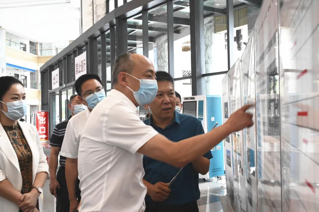 泸州市中医院城南院区全面开诊3个月,省中医药局局长田兴军莅临调研(图2) 2.jpg